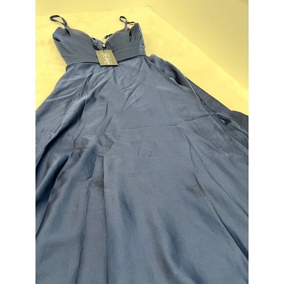 New LA FEMME Size 2 PROM Long Dress 28607 Navy *Stain* - Picture 16 of 16